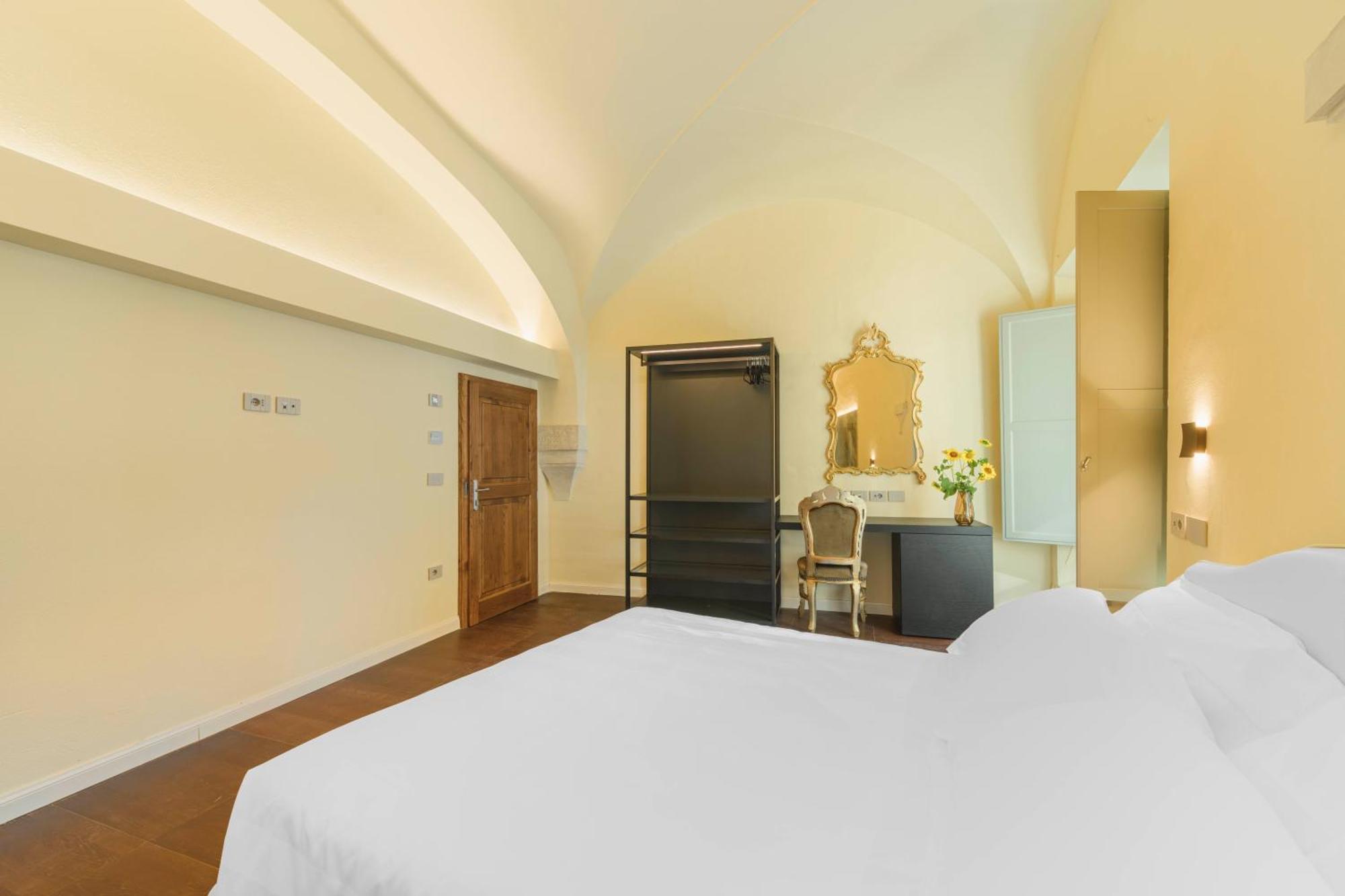 Palazzo Patrizi Suites & Spa Siena Bagian luar foto