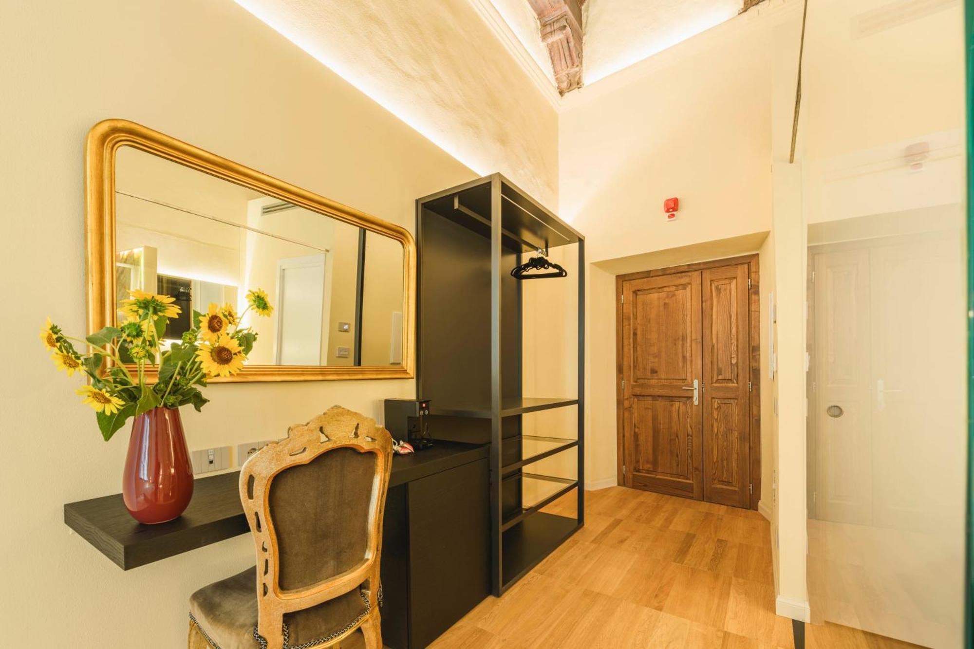 Palazzo Patrizi Suites & Spa Siena Bagian luar foto