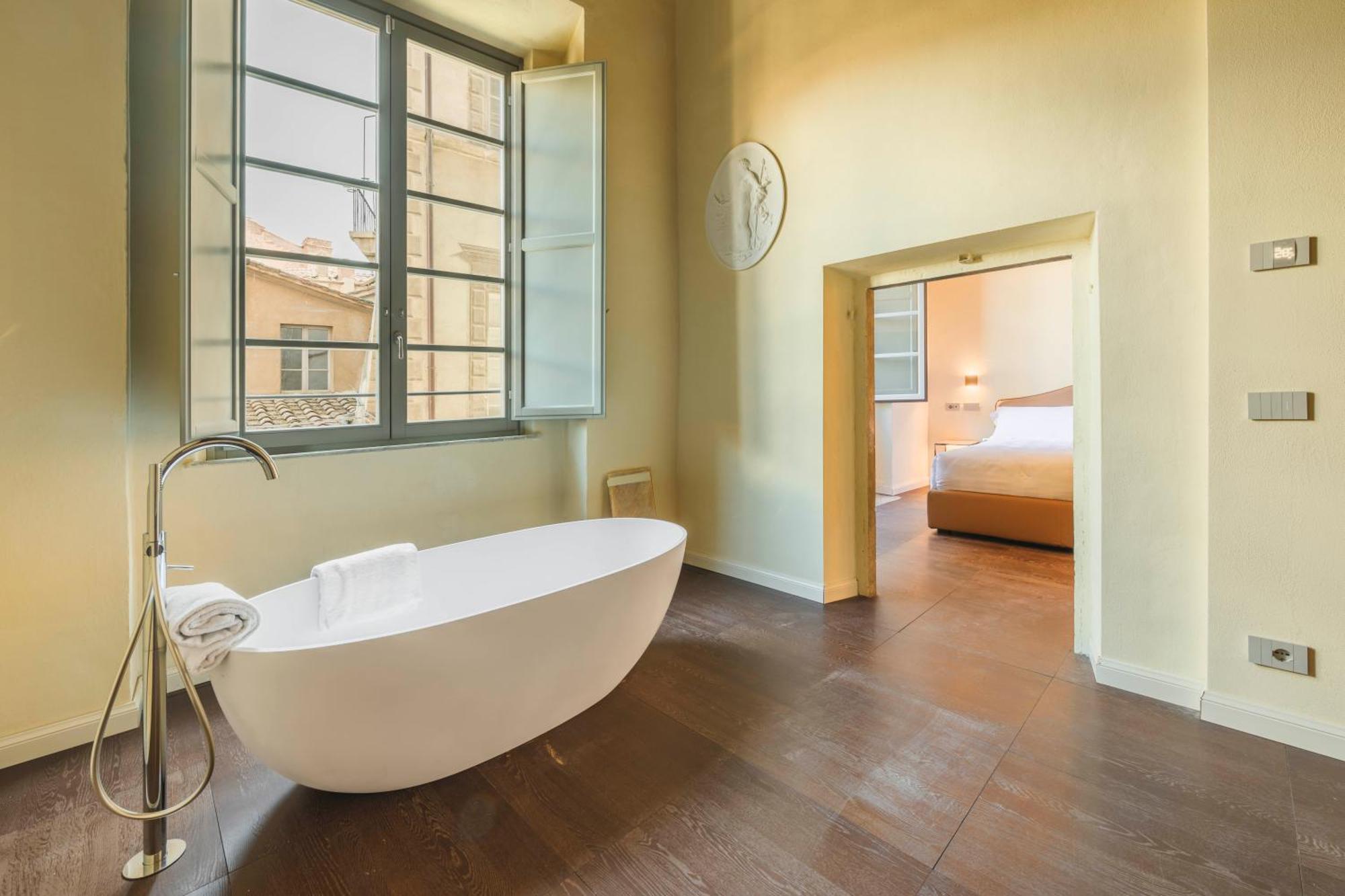 Palazzo Patrizi Suites & Spa Siena Bagian luar foto