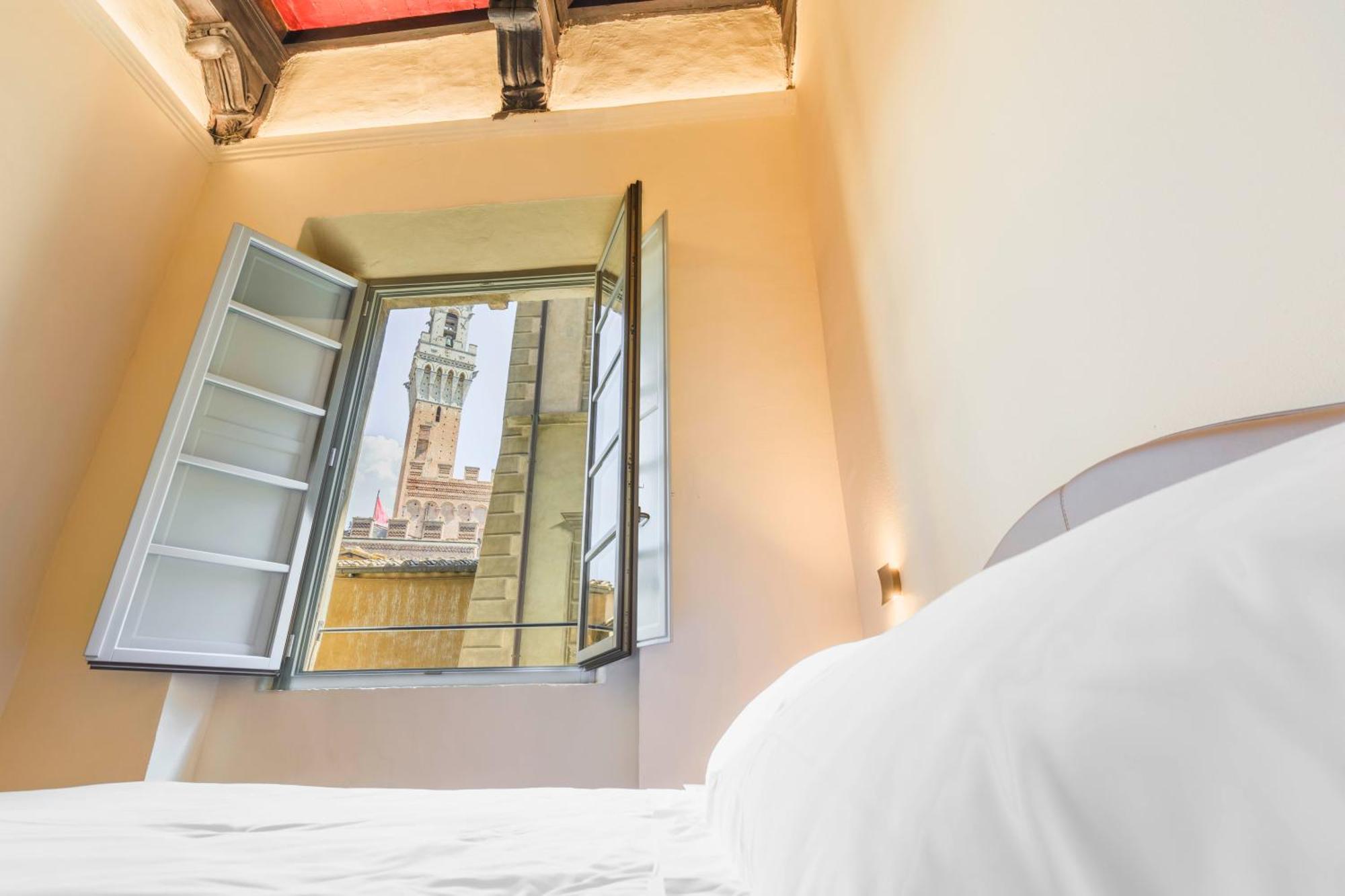Palazzo Patrizi Suites & Spa Siena Bagian luar foto